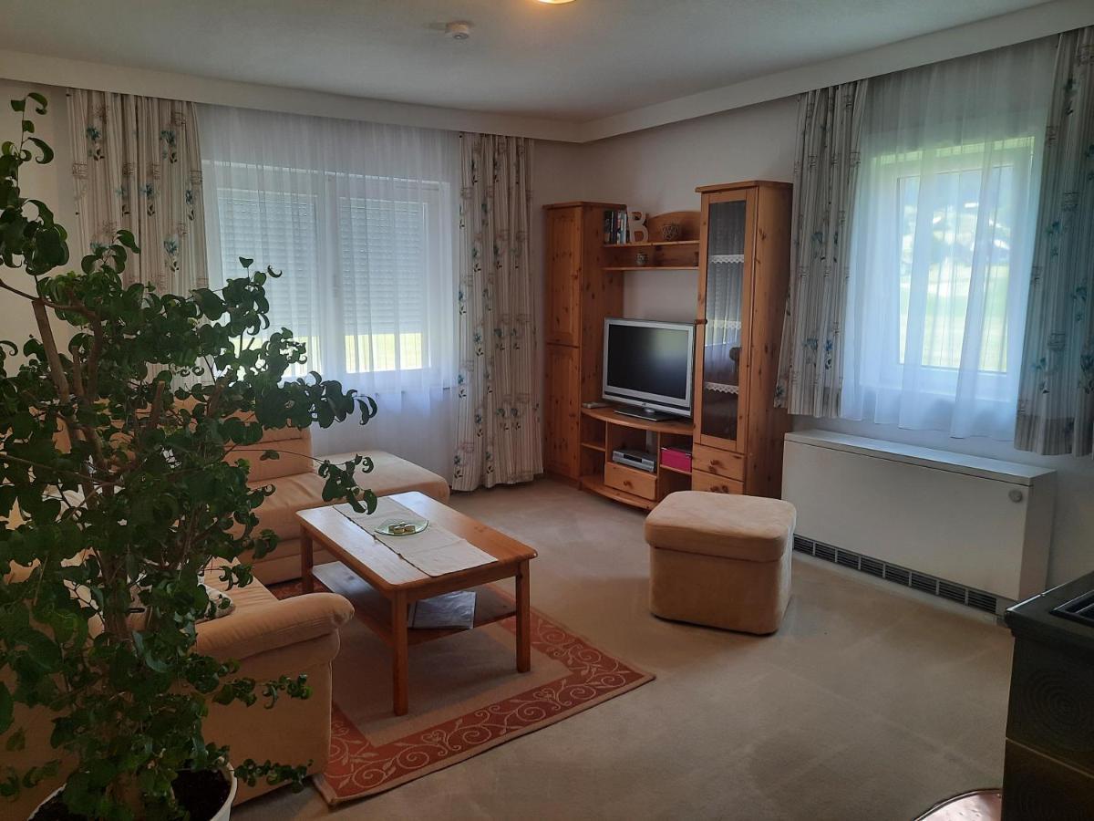 Haus Gruenwald Apartment Gosau Bagian luar foto