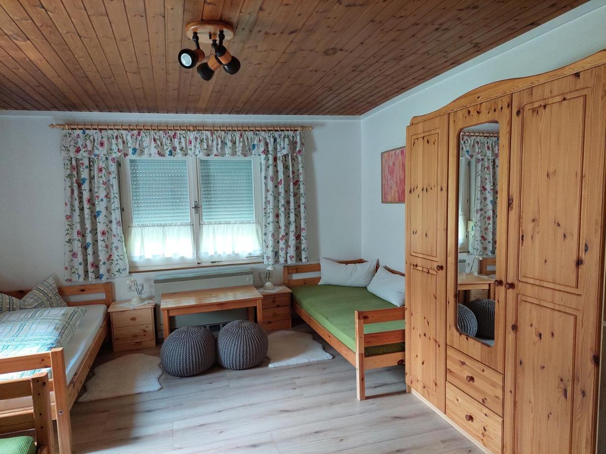 Haus Gruenwald Apartment Gosau Bagian luar foto