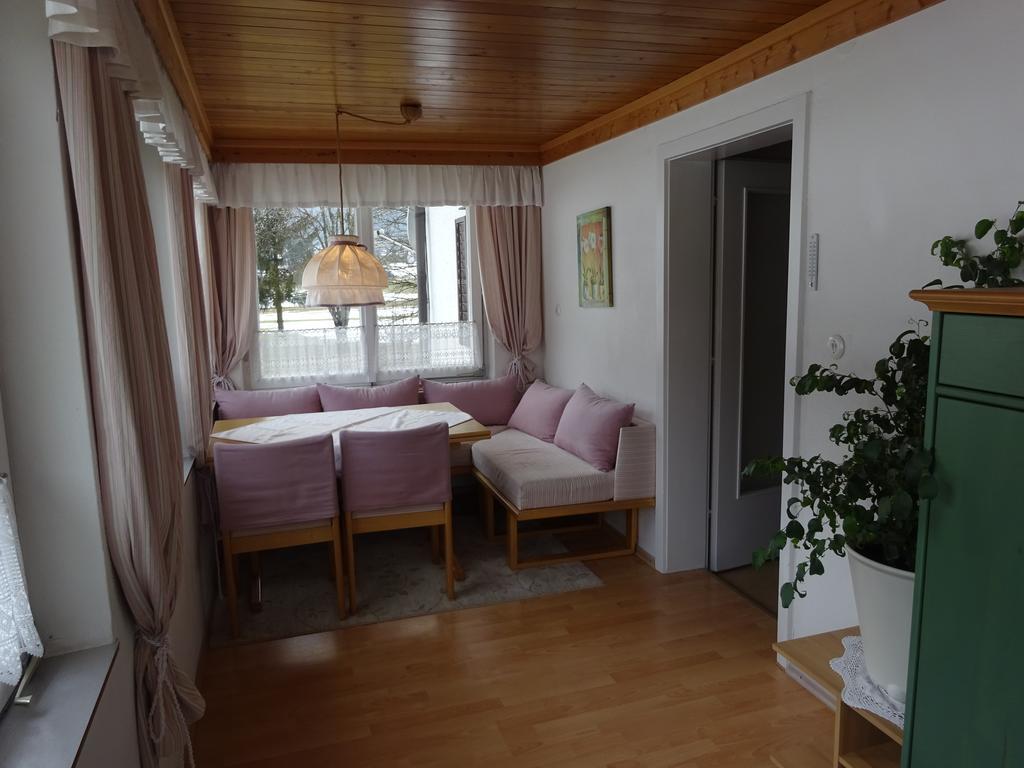 Haus Gruenwald Apartment Gosau Bagian luar foto